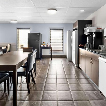 Surestay Studio By Best Western Hardisty Buitenkant foto